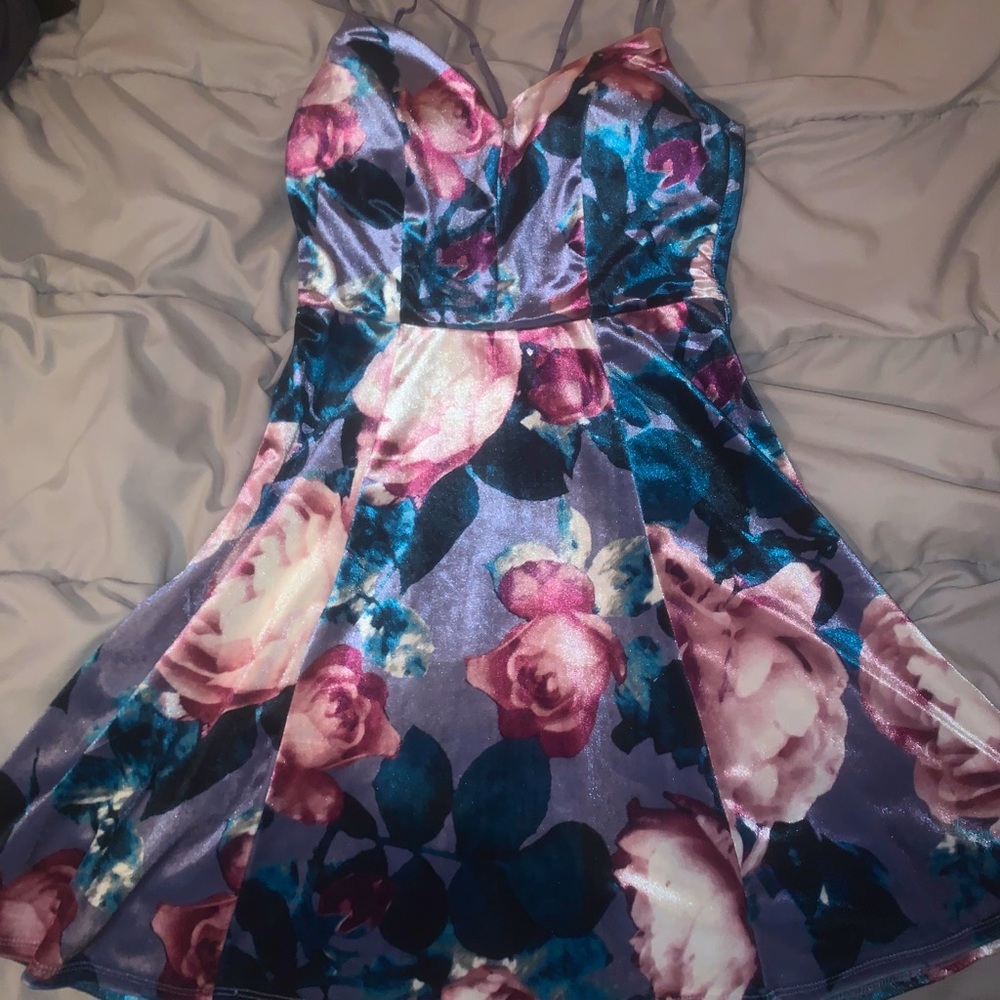 Short flared floral dress